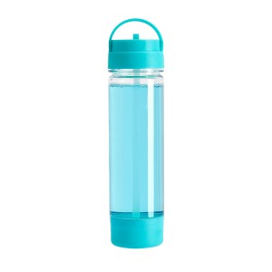 shishe me ujë të ricikluar