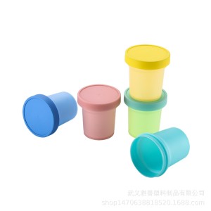 Color changing plastic water cup